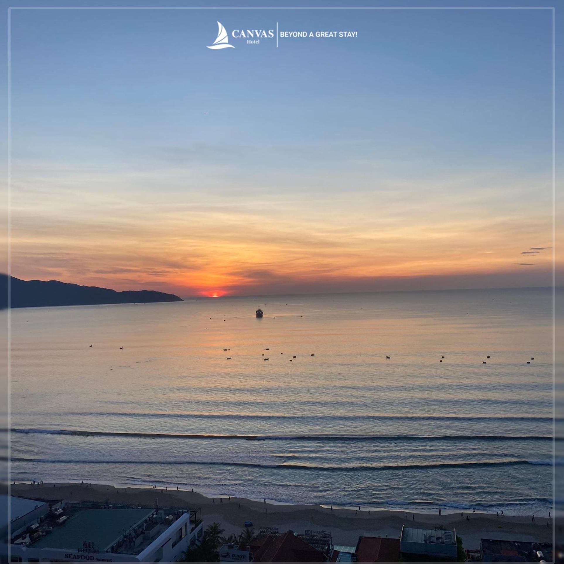 Canvas Danang Beach Hotel Exterior foto