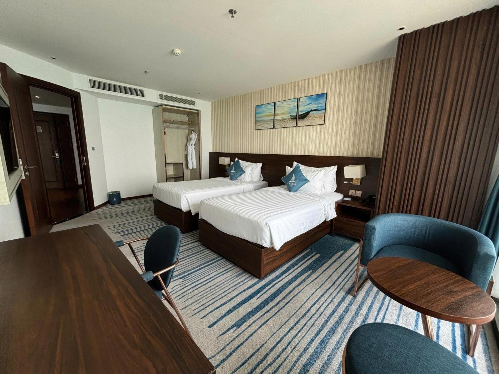 Canvas Danang Beach Hotel Exterior foto